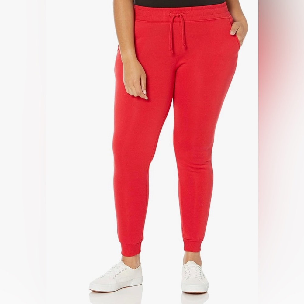Southpole Women's Basic Fleece Jogger